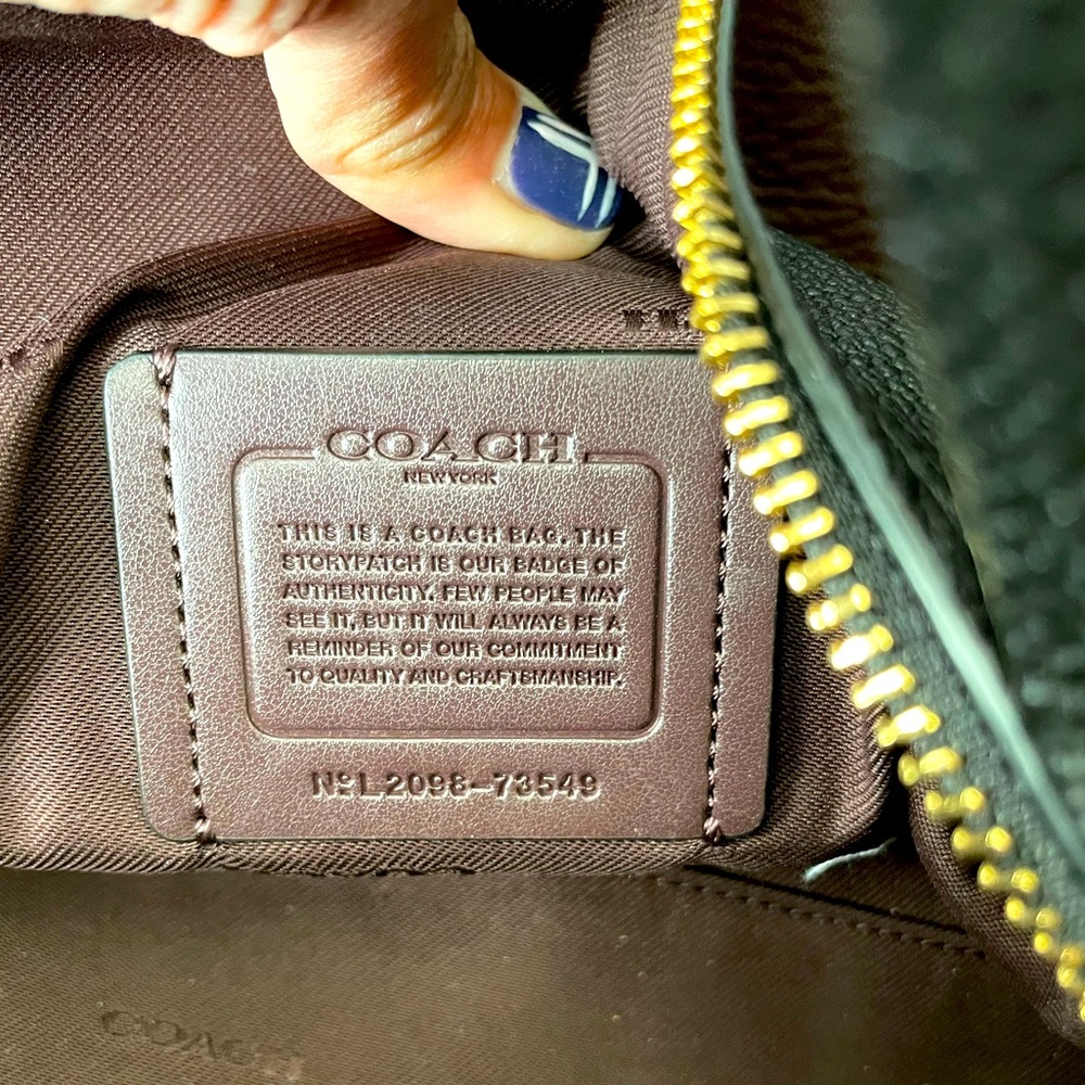 Coach Shoulder Bag - Picture 4 of 4